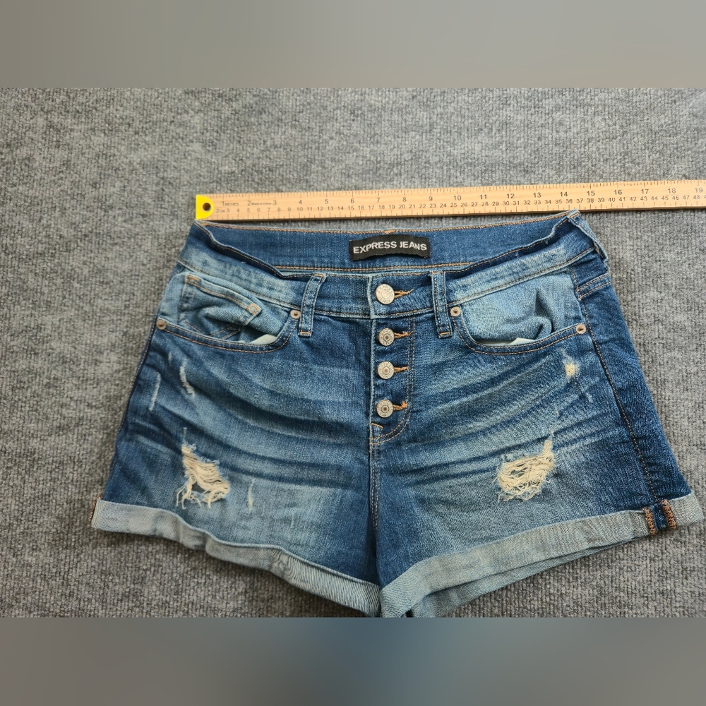 Express Jeans Shorts Womens Sz 8 Distressed Cuffed Hem Button Fly Denim - Picture 9 of 10